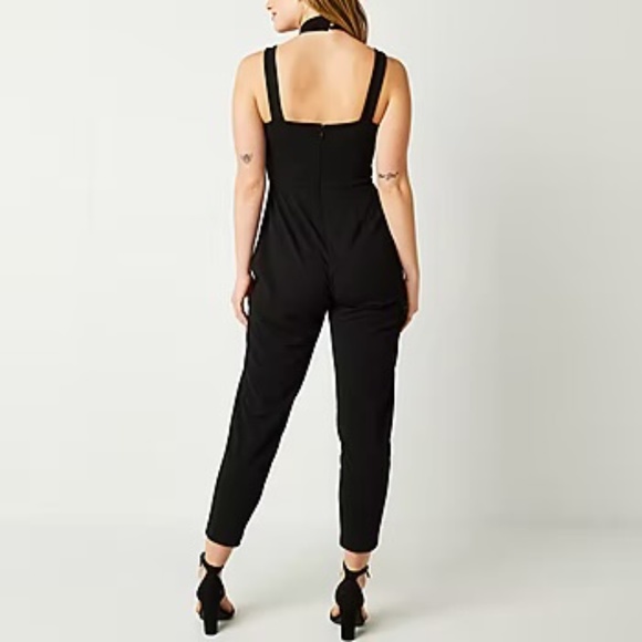Bold Elements Jumpsuit - Picture 3 of 5